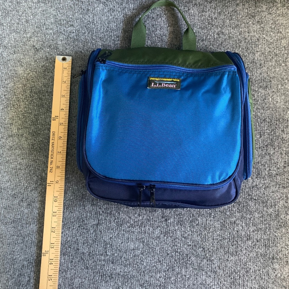 LL BEAN HANGING TRAVEL BAG, BLUES AND GREEN, NWOT